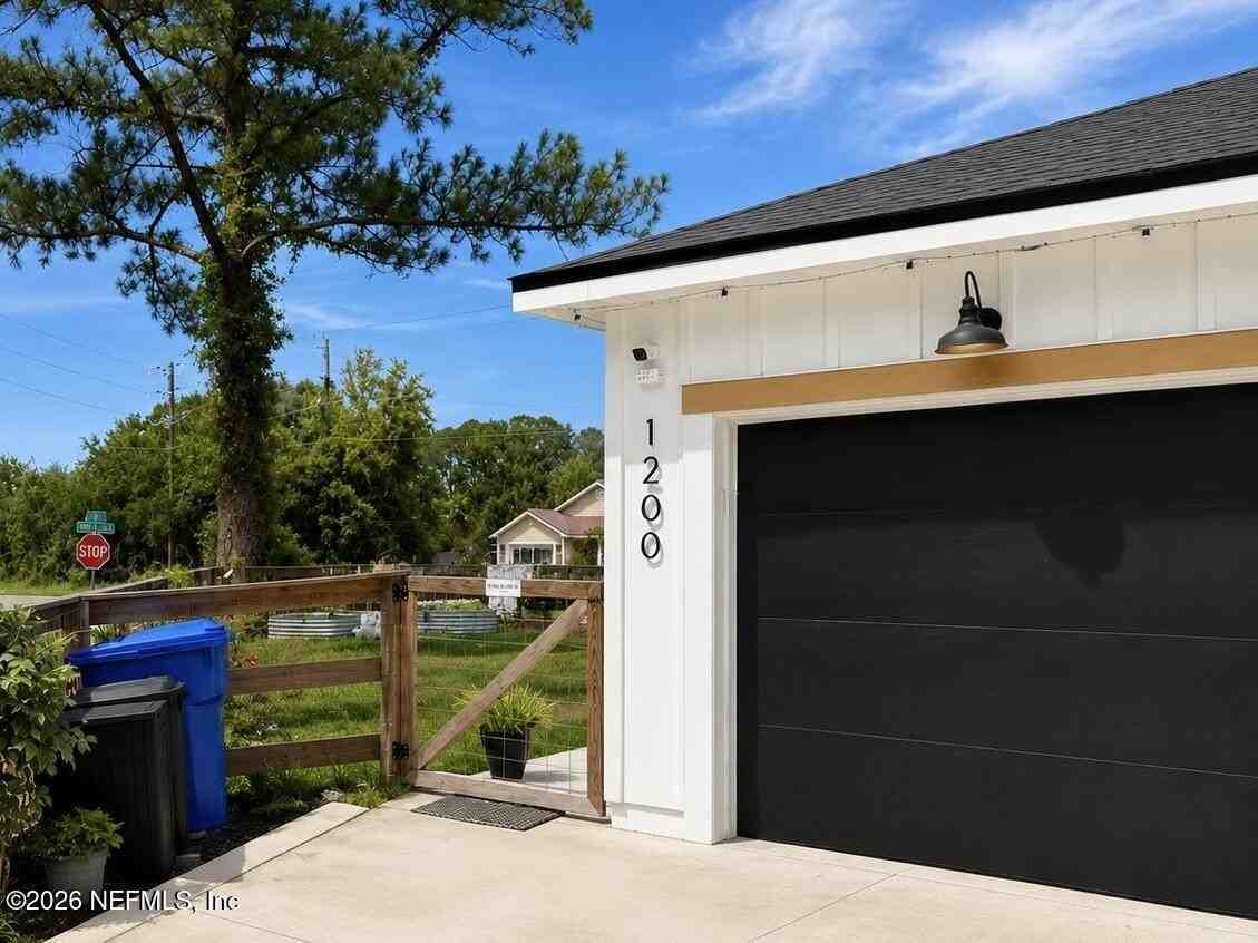 1200 N Clay St - Photo 7 of 45