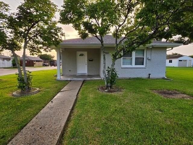 300 N Bengal Rd - Photo 2 of 14
