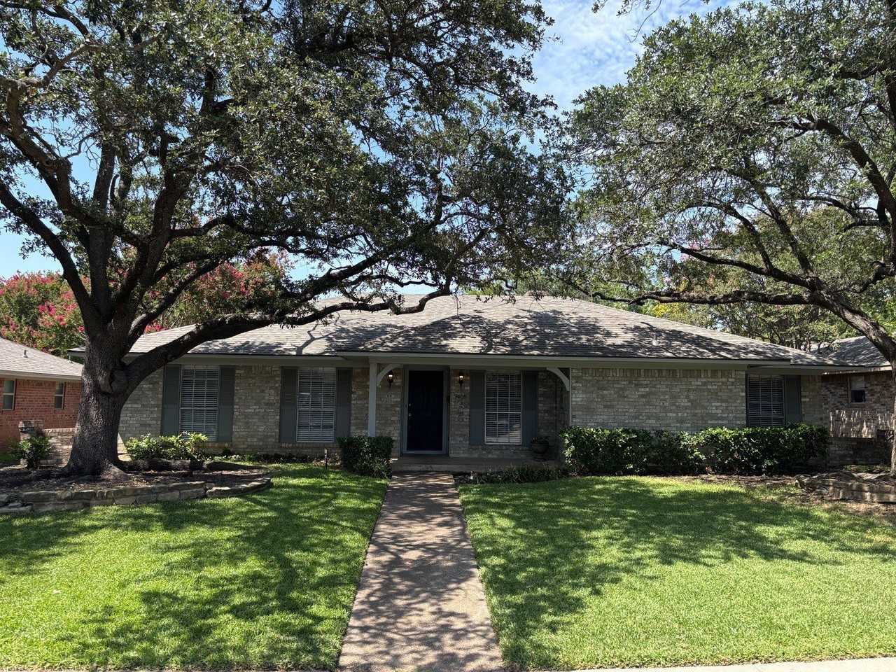 7405 Alto Caro Dr