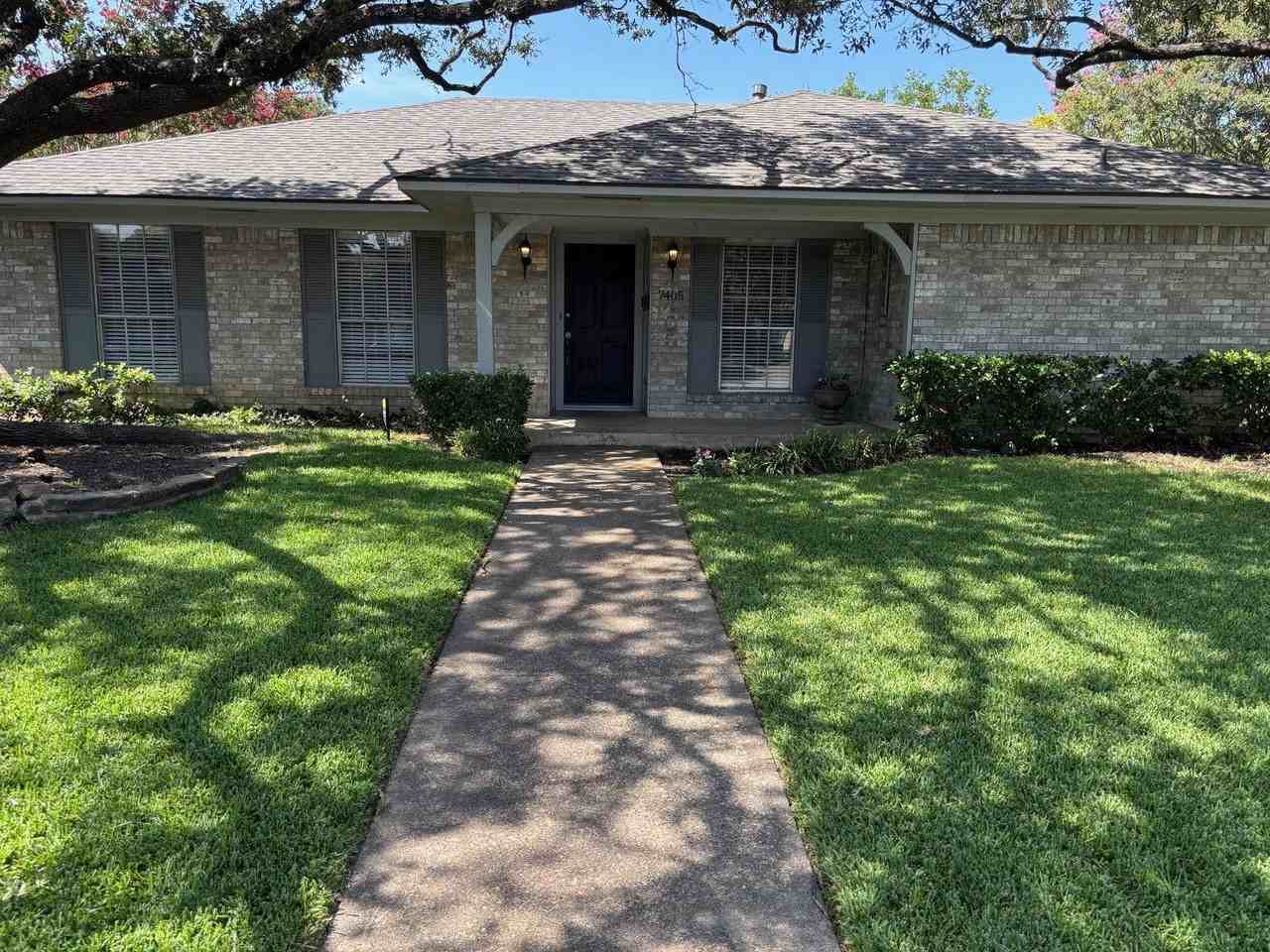 7405 Alto Caro Dr - Photo 2 of 16