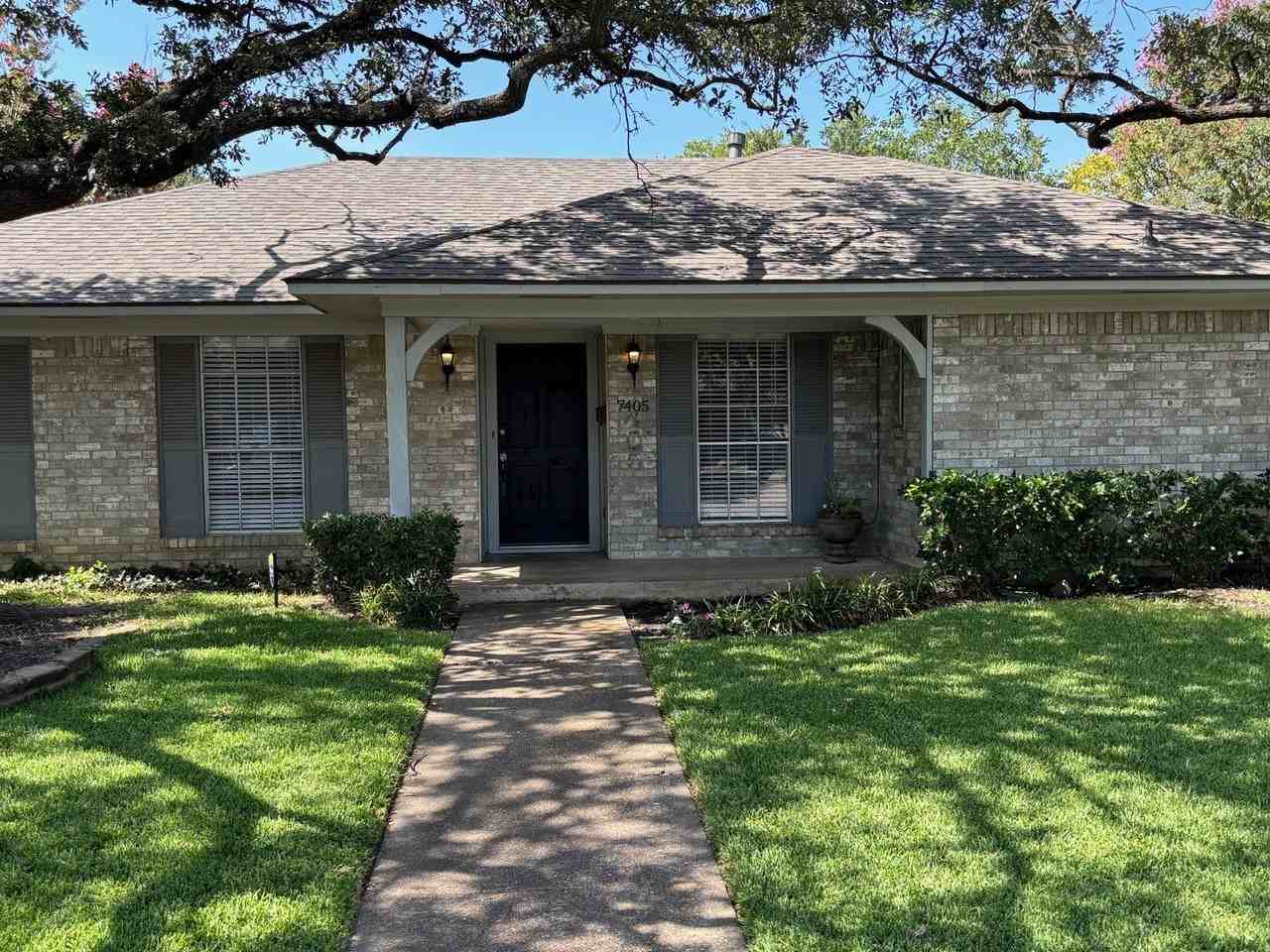 7405 Alto Caro Dr - Photo 3 of 16