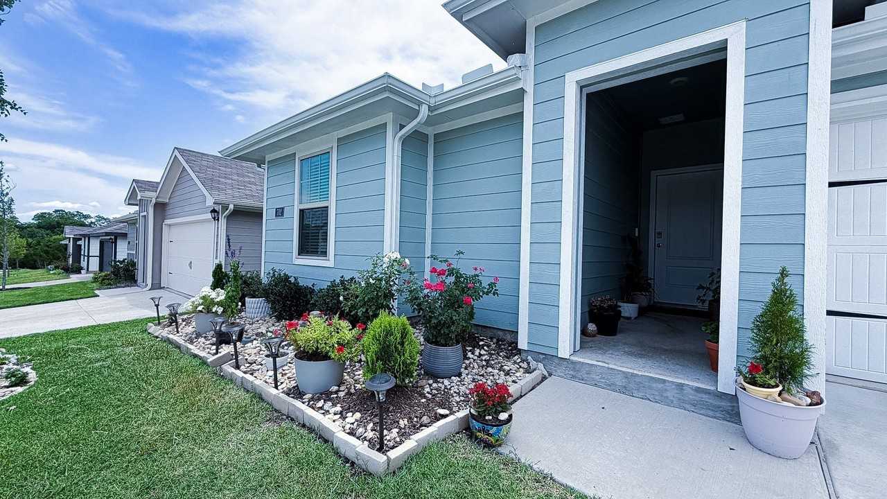 702 Sunlight Loop - Photo 4 of 32