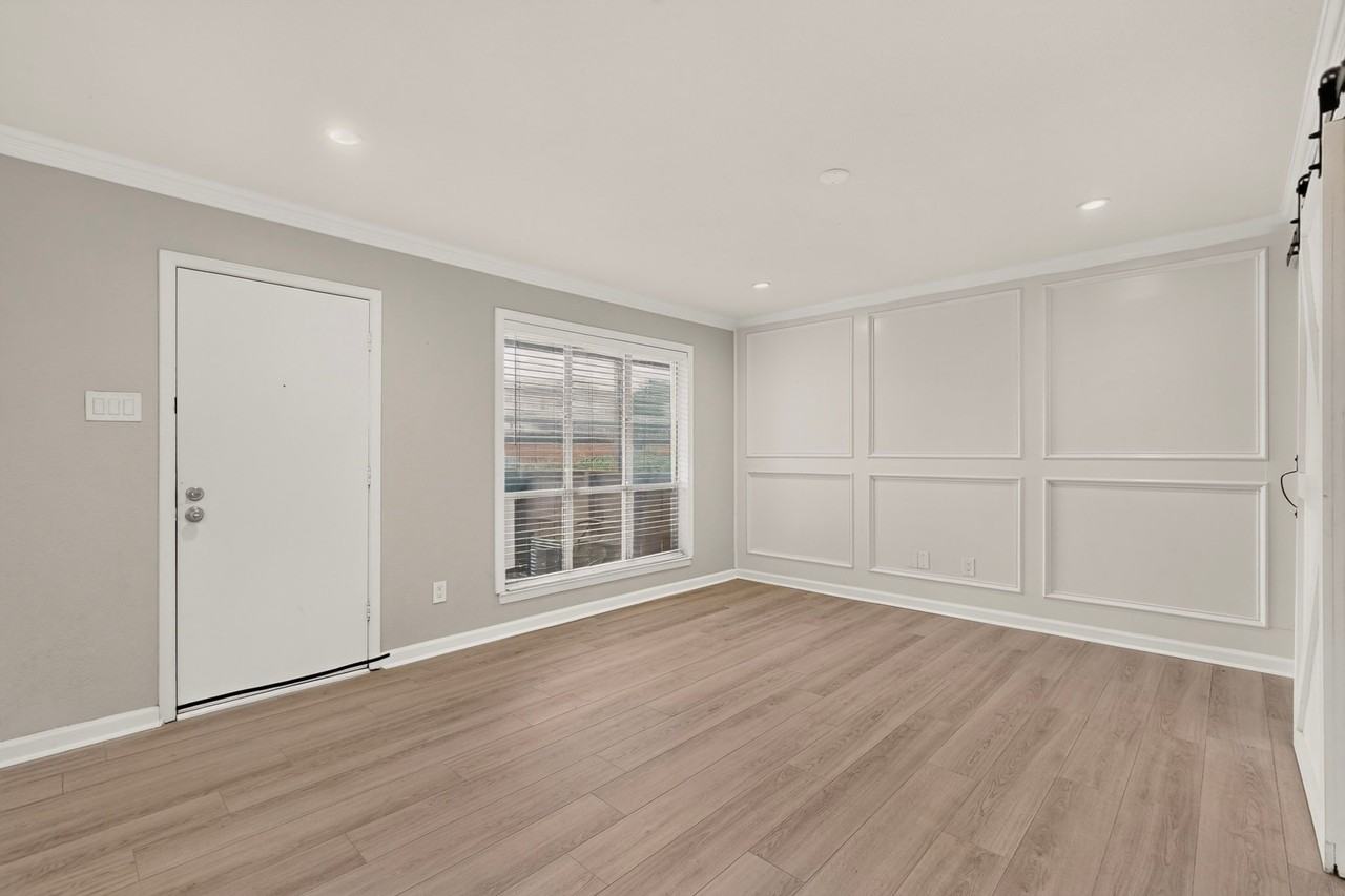 10530 Stone Canyon Rd #108 - Photo 6 of 40