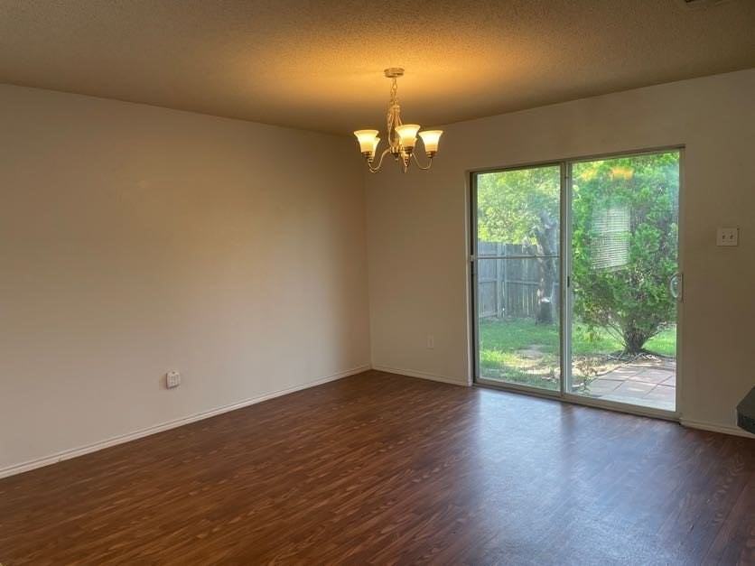 820 Eagle Dr - Photo 4 of 12
