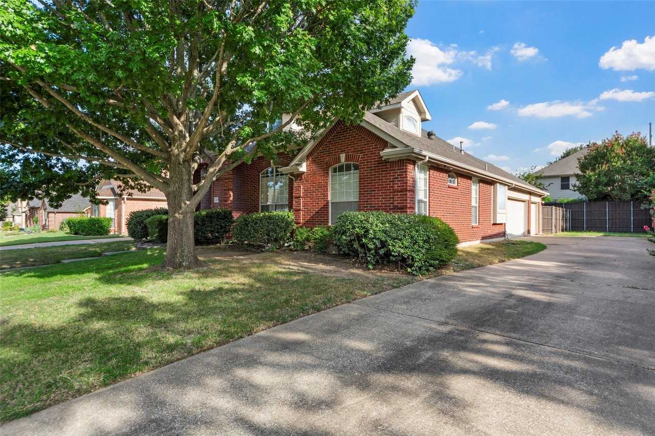 112 Sweetgum Dr - Photo 3 of 38