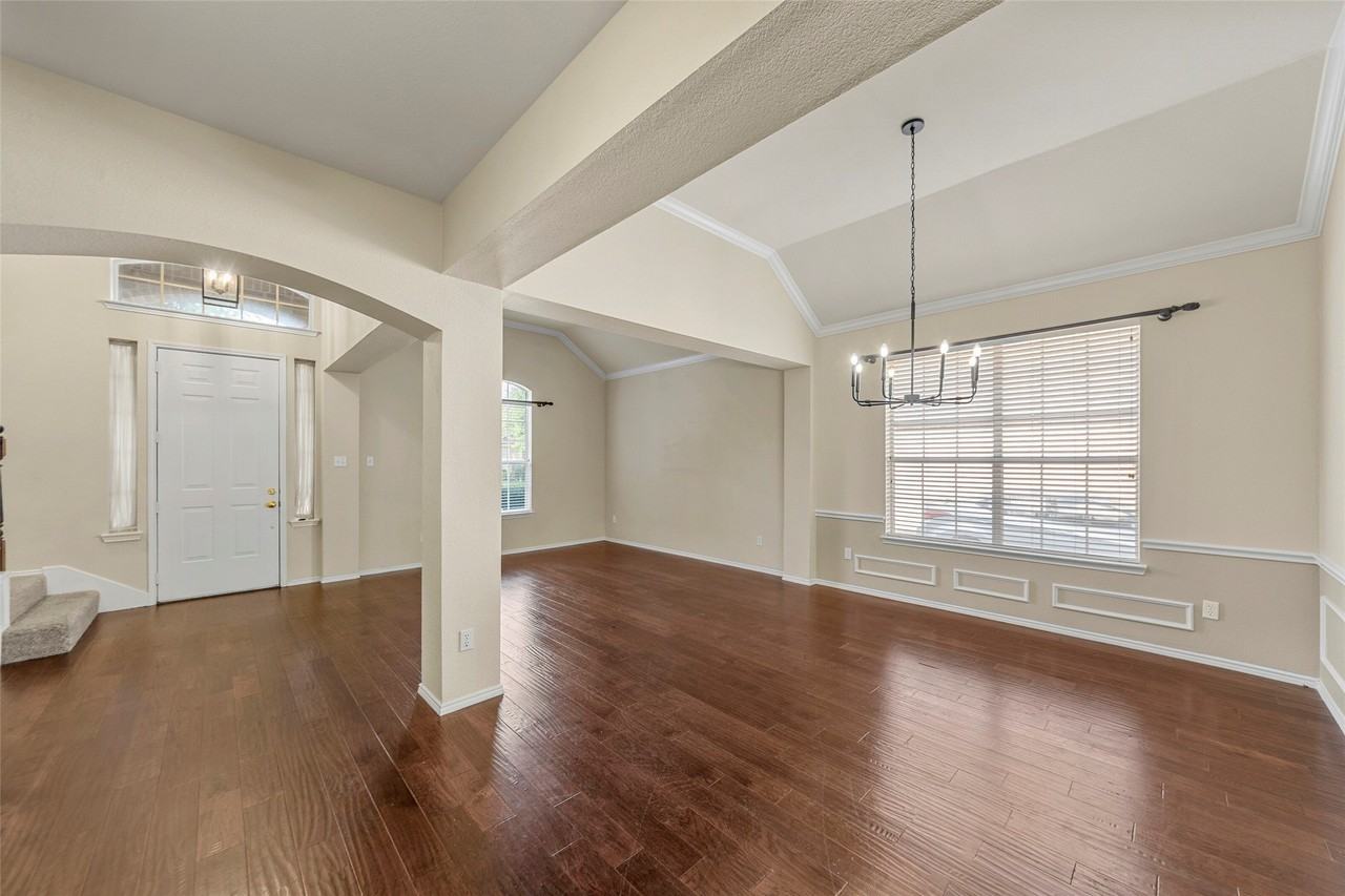 112 Sweetgum Dr - Photo 5 of 38