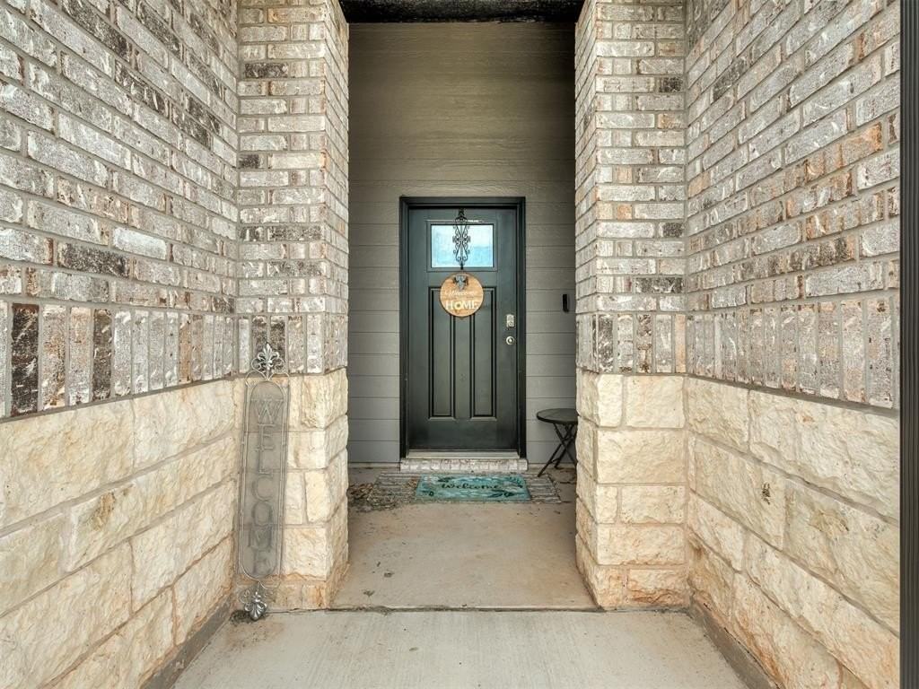 2517 Kathleens Xing - Photo 3 of 35