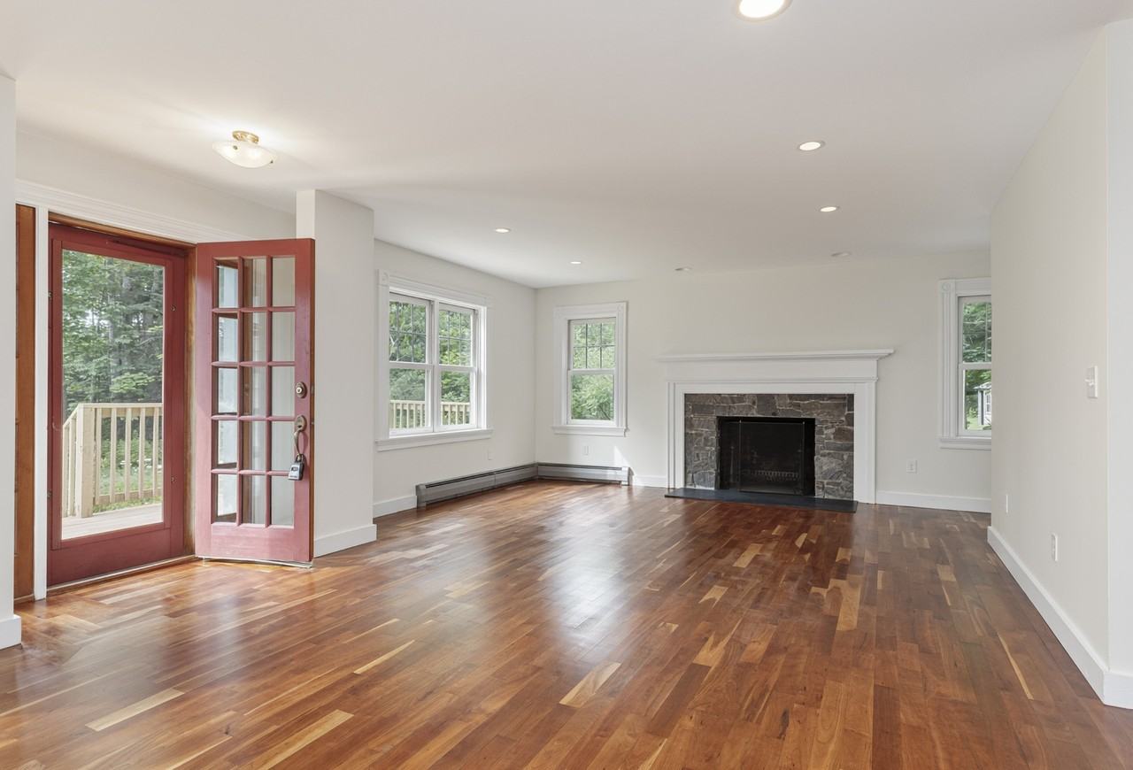 53 Hannaford Cove Rd #1 - Photo 4 of 10