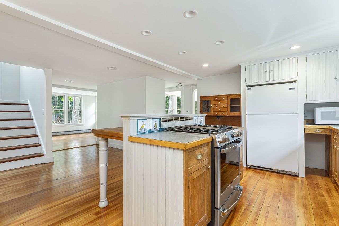 53 Hannaford Cove Rd #1 - Photo 6 of 10