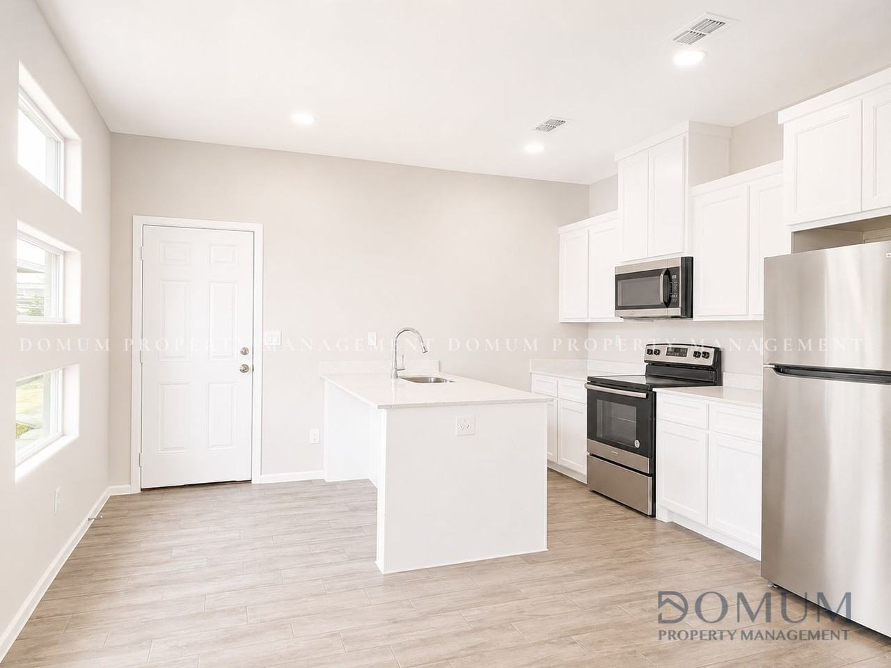 3302 Wolf Creek Ave #3 - Photo 6 of 23