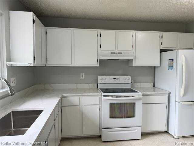 27915 Berrywood Ln #70 - Photo 6 of 20
