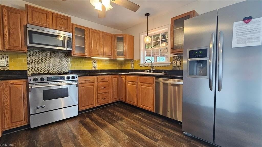 200 Shore Side Rd - Photo 5 of 23