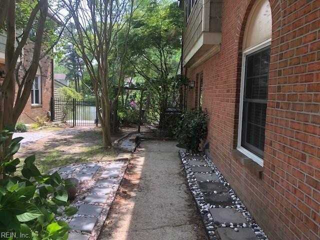 3571 Sir Wilfred Pl - Photo 3 of 35