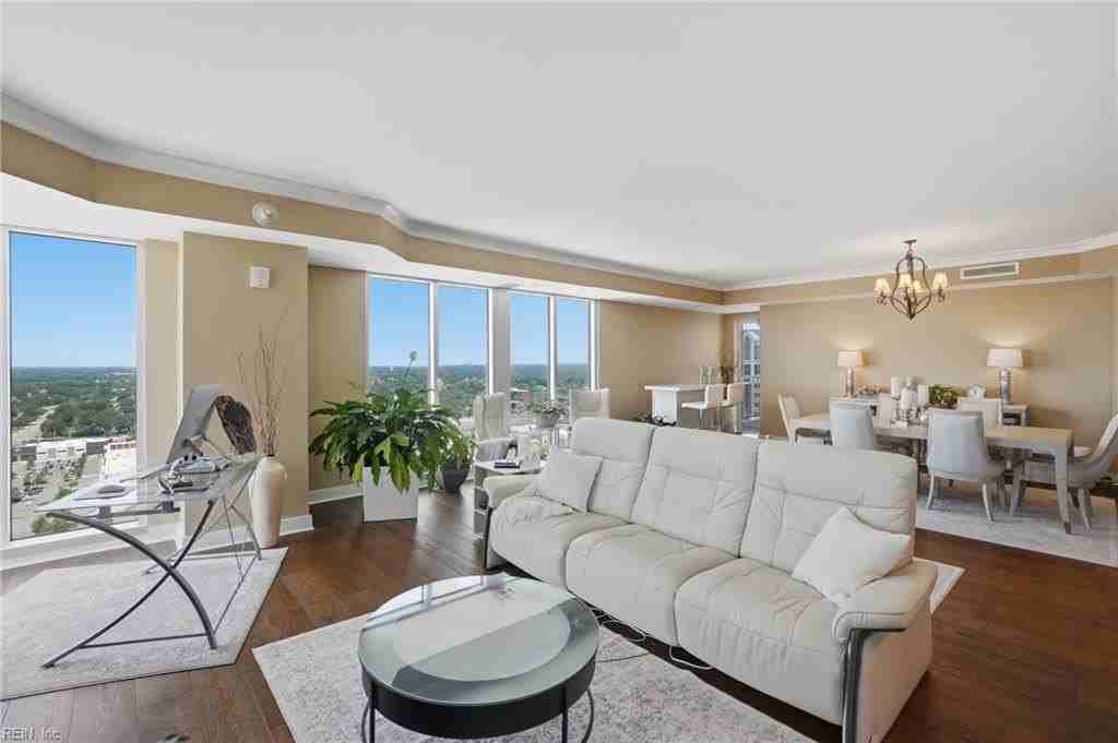 4545 Commerce St #2501 - Photo 6 of 48