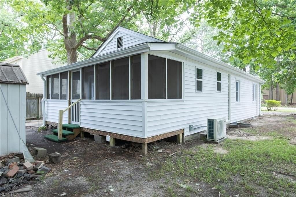 345 Tabbs Ln - Photo 4 of 22