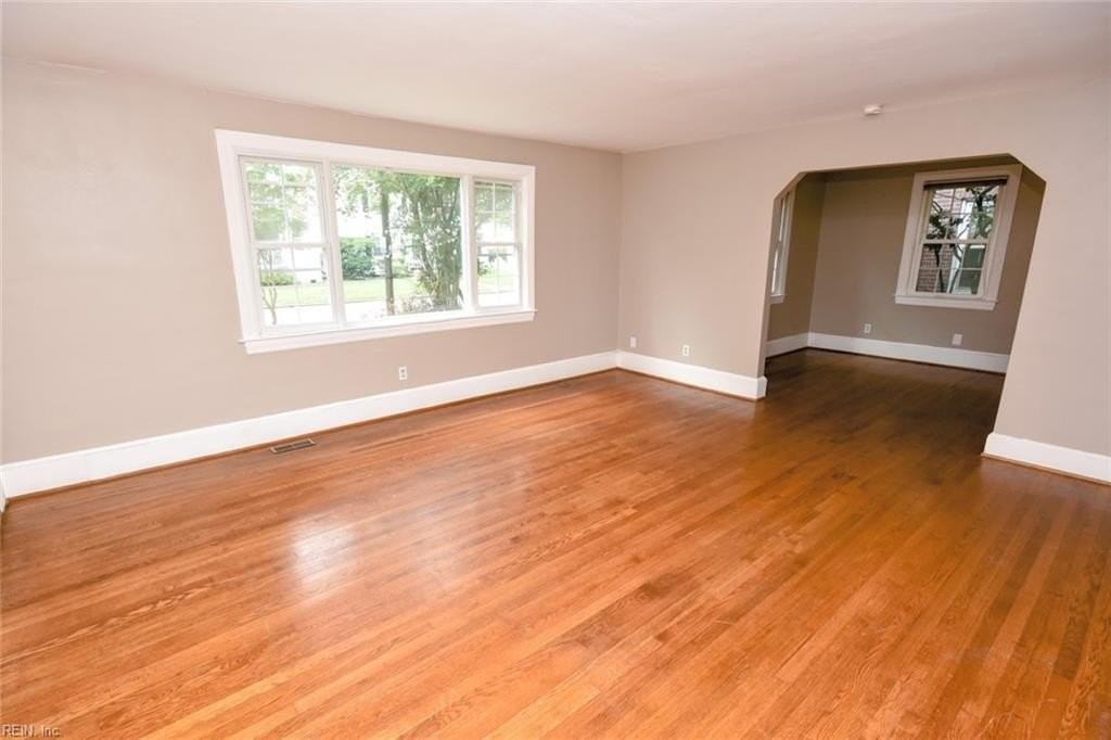 1330 Monterey Ave #1 - Photo 5 of 46