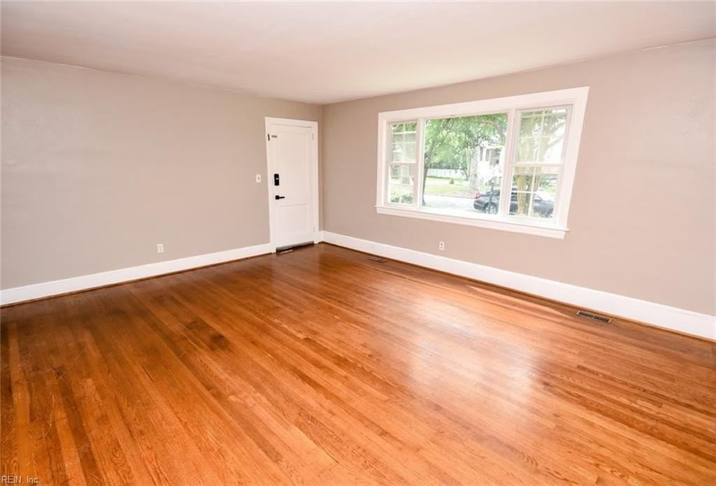 1330 Monterey Ave #1 - Photo 6 of 46