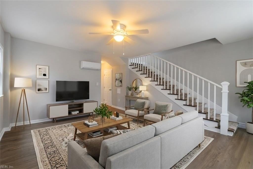 1442 W 41st St - Photo 2 of 30