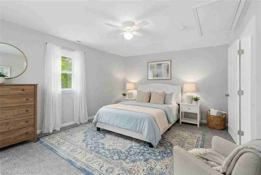 1442 W 41st St - Photo 4 of 30