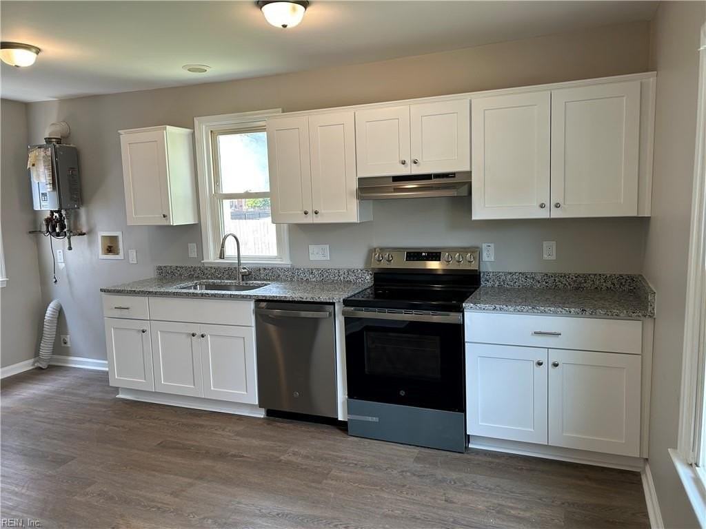 1442 W 41st St - Photo 6 of 30
