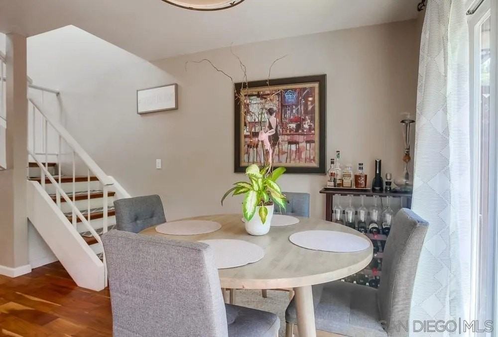 510 Turfwood Ln - Photo 6 of 19
