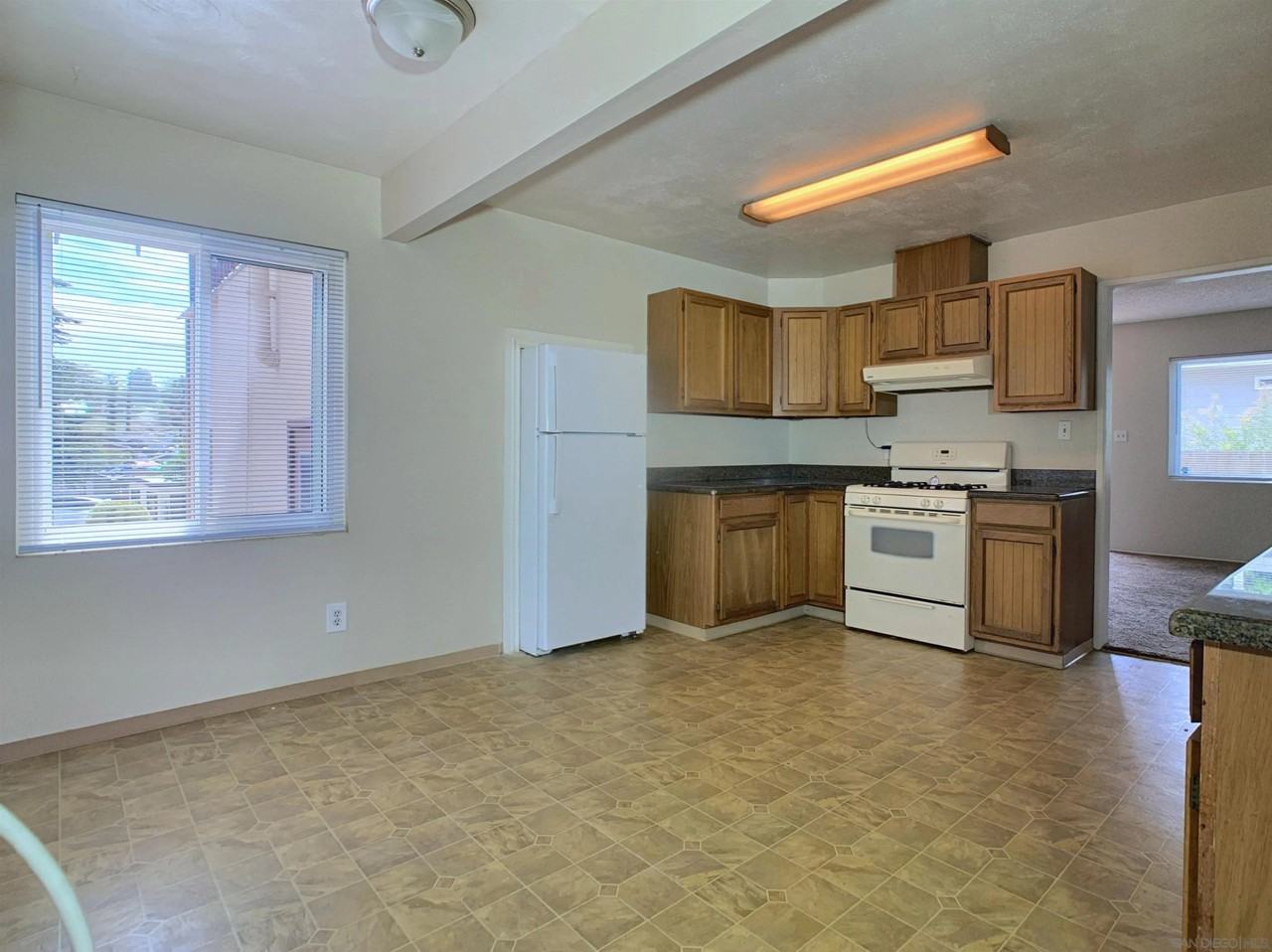 6190 Dixie Dr - Photo 4 of 22