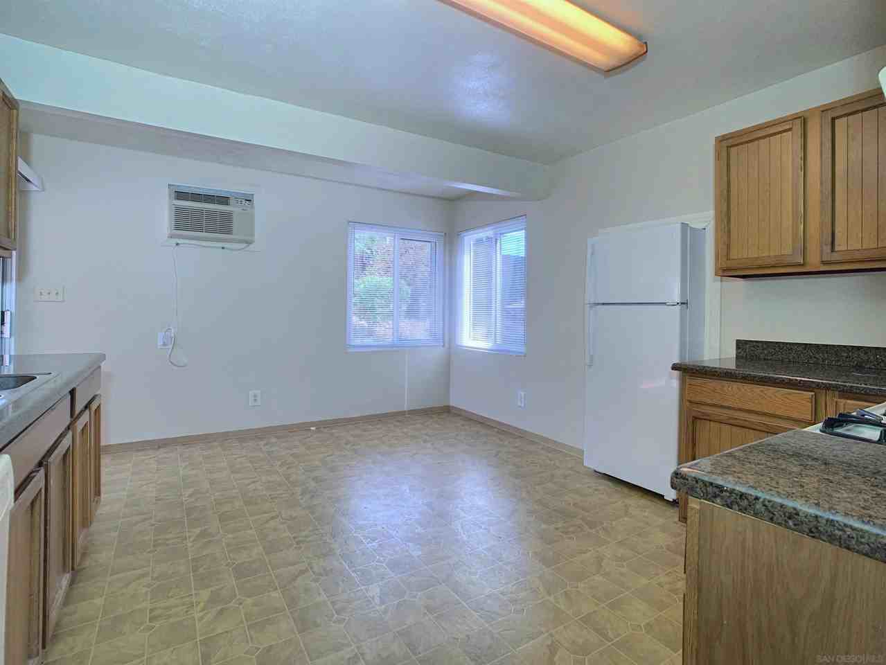 6190 Dixie Dr - Photo 5 of 22