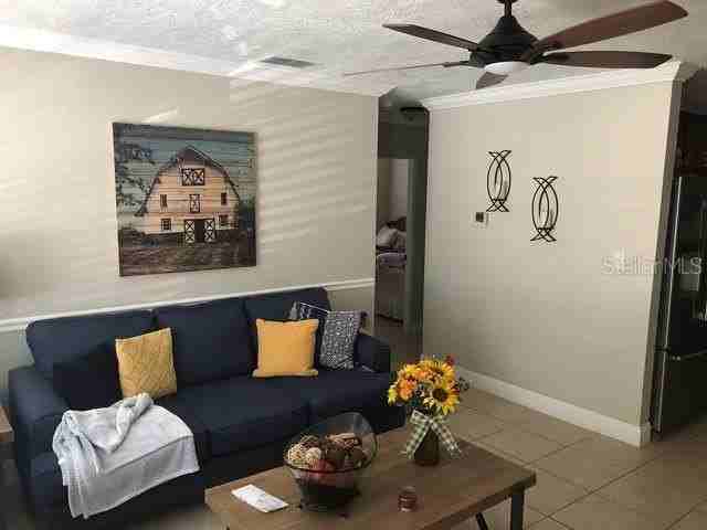 5909 Albert Pl - Photo 6 of 16