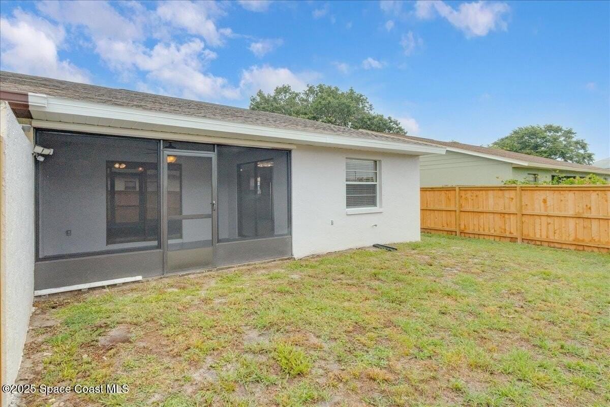 815 Angela Ave #A - Photo 5 of 42