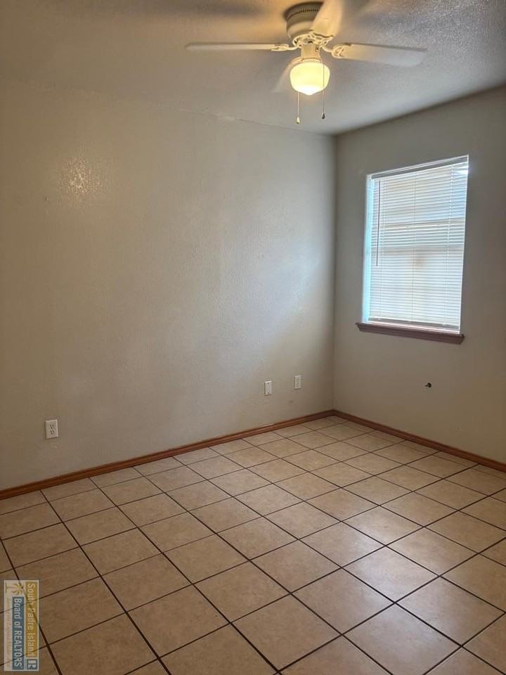 150 Wild Olive Cir #C - Photo 7 of 15