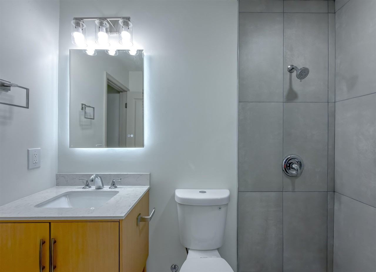2059 Little River Ln - Photo 2 of 48