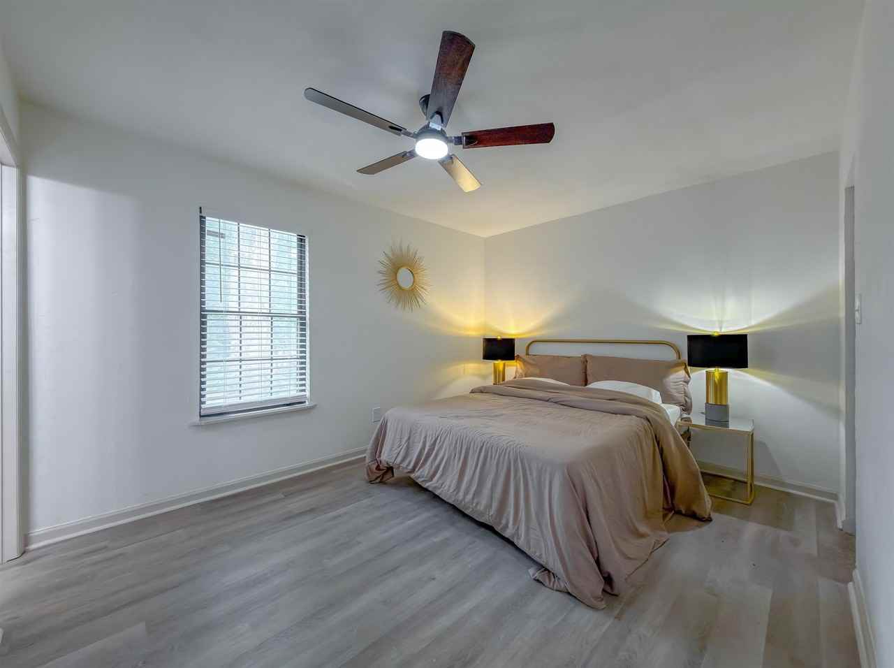 2059 Little River Ln - Photo 6 of 48