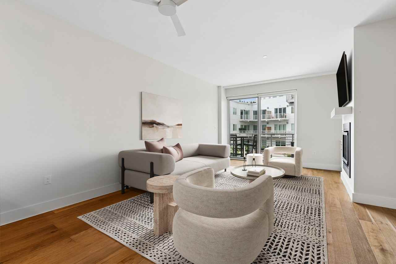 383 Commercial St #416 - Photo 4 of 28