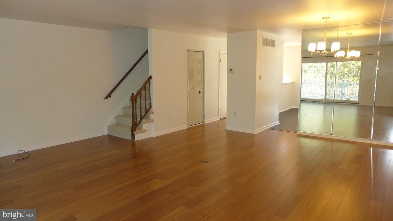 23 Valley Crossing Cir - Photo 5 of 22