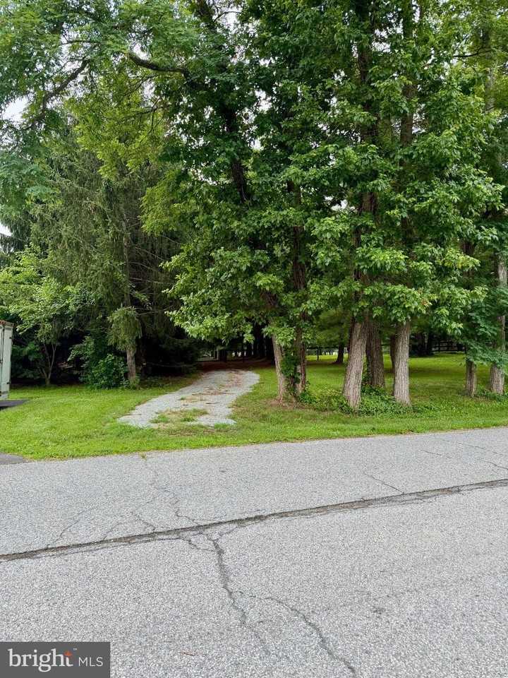 239A Fell Rd - Photo 2 of 21