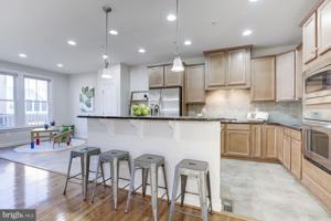 featured image of 122 Parkview Ave