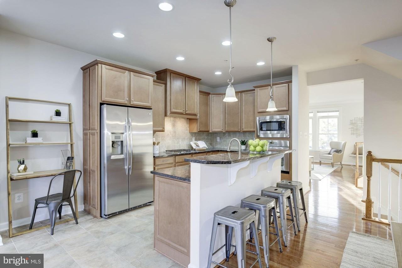 122 Parkview Ave - Photo 6 of 45