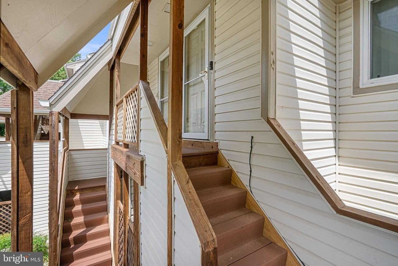 18315 Leman Lake Dr #705 - Photo 4 of 30