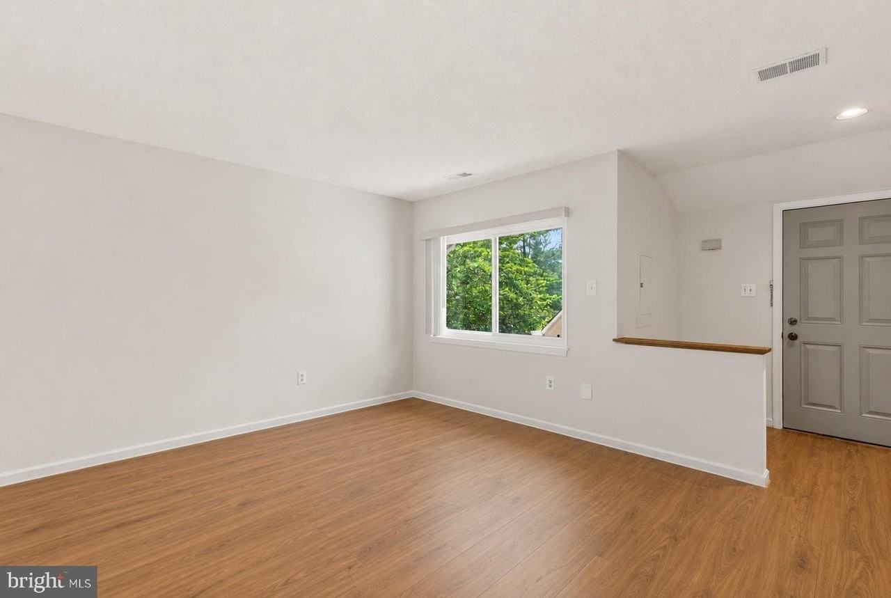 18315 Leman Lake Dr #705 - Photo 5 of 30