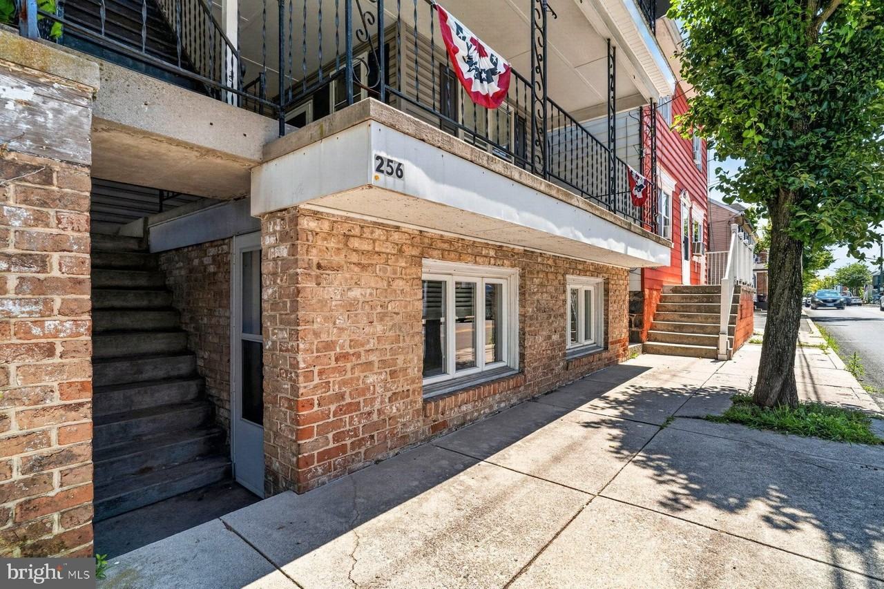 256 S Washington St #BS - Photo 2 of 24