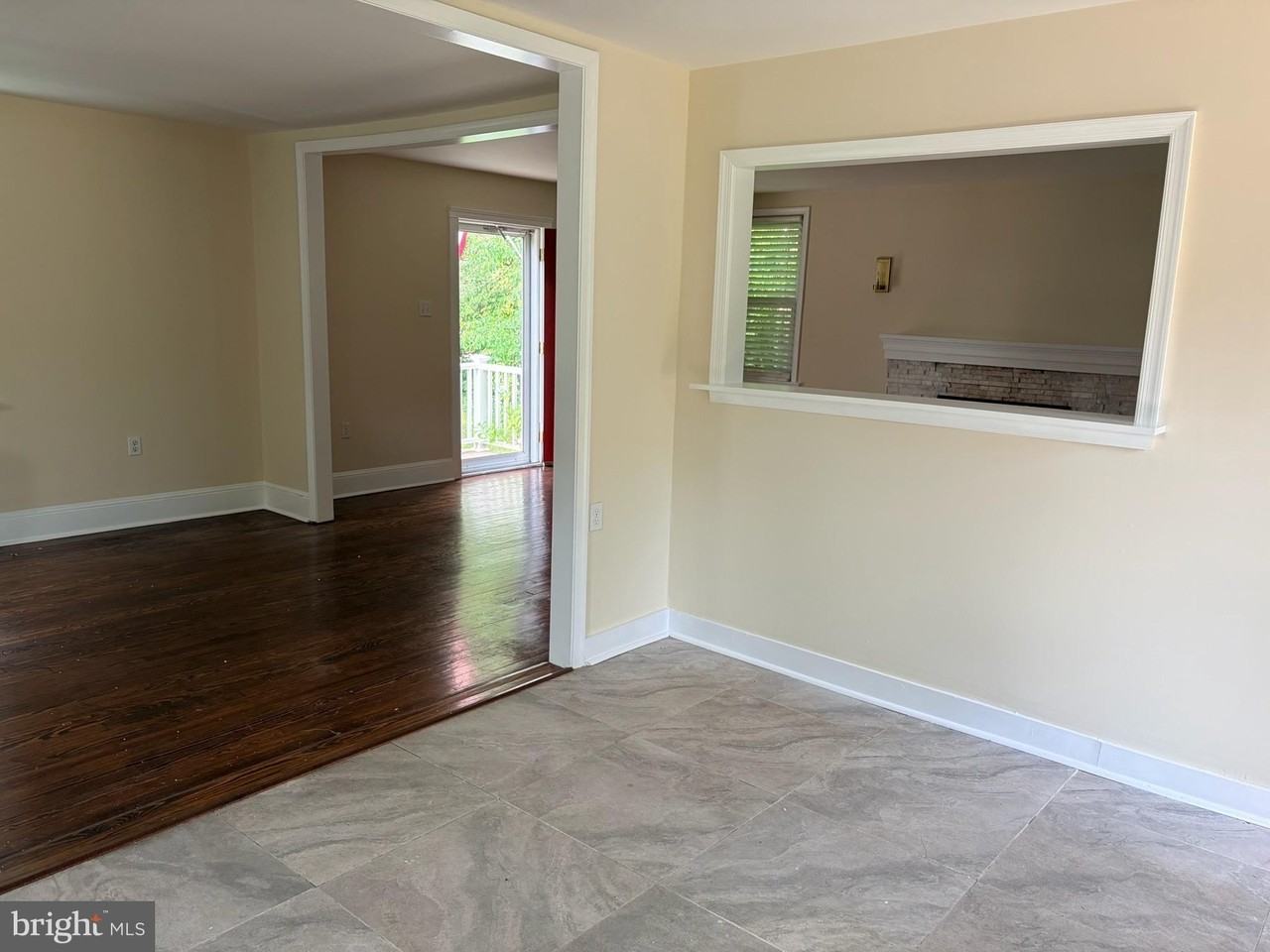 1011 Concord Rd - Photo 4 of 16