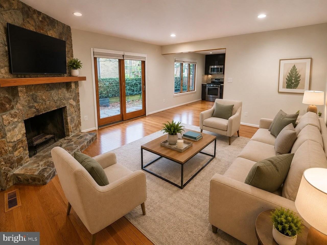 3615 Devilwood Ct - Photo 4 of 8