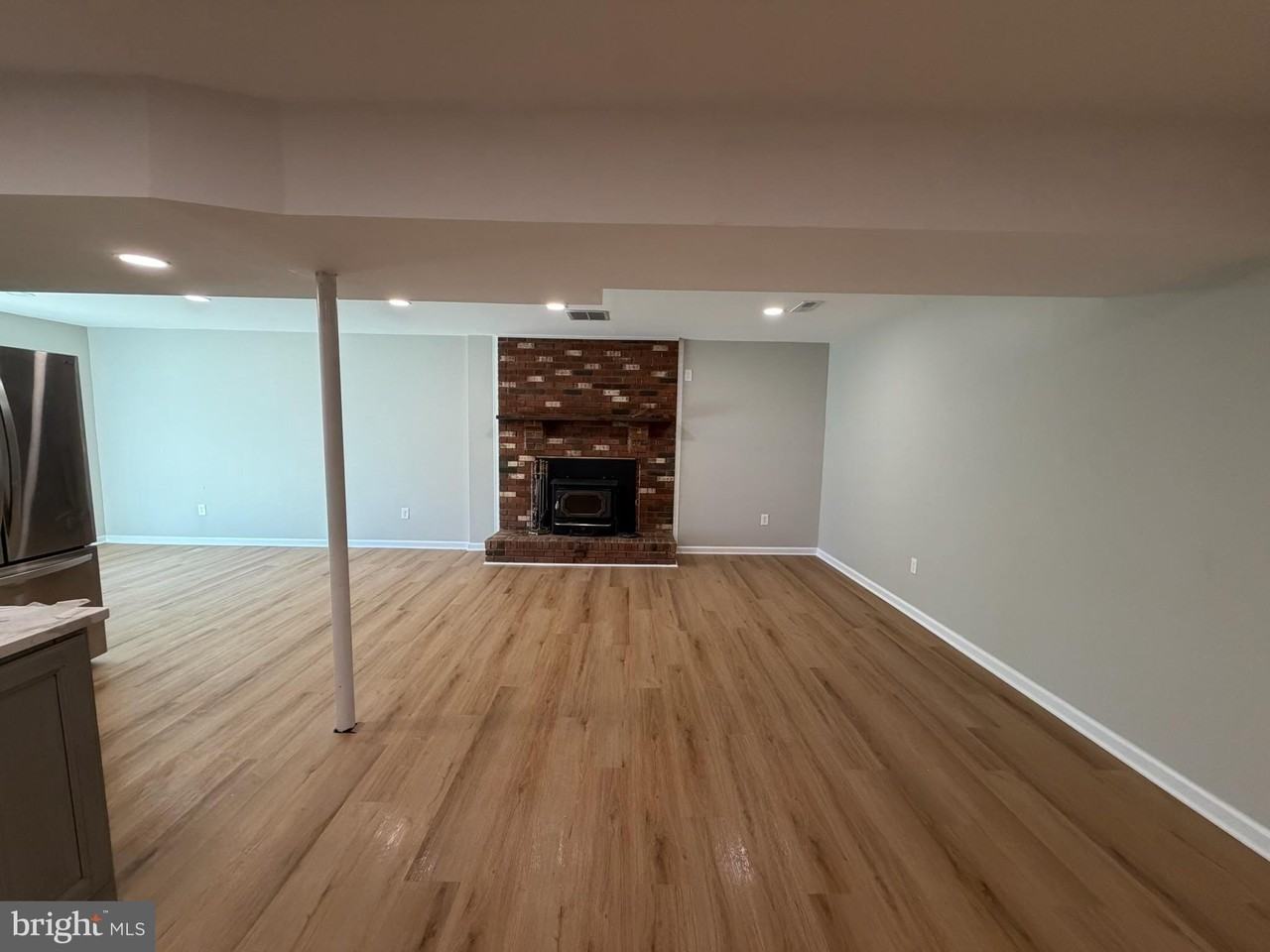 6521 Lancaster Dr - Photo 2 of 8