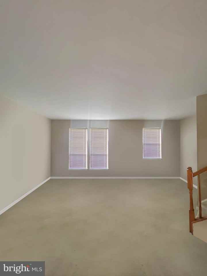 106 Pittman Ct - Photo 7 of 13