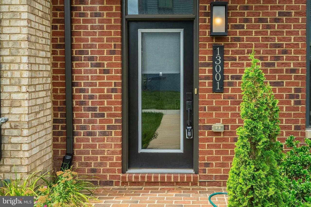 13001 Hattontown Sq