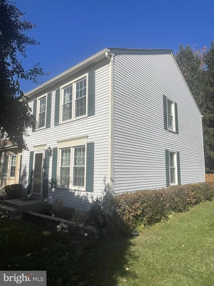 4453 Holly Ave - Photo 3 of 49