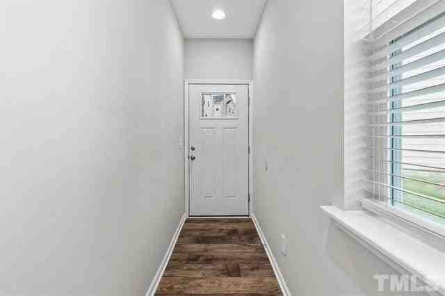 2223 Chattering Lory Ln - Photo 4 of 49