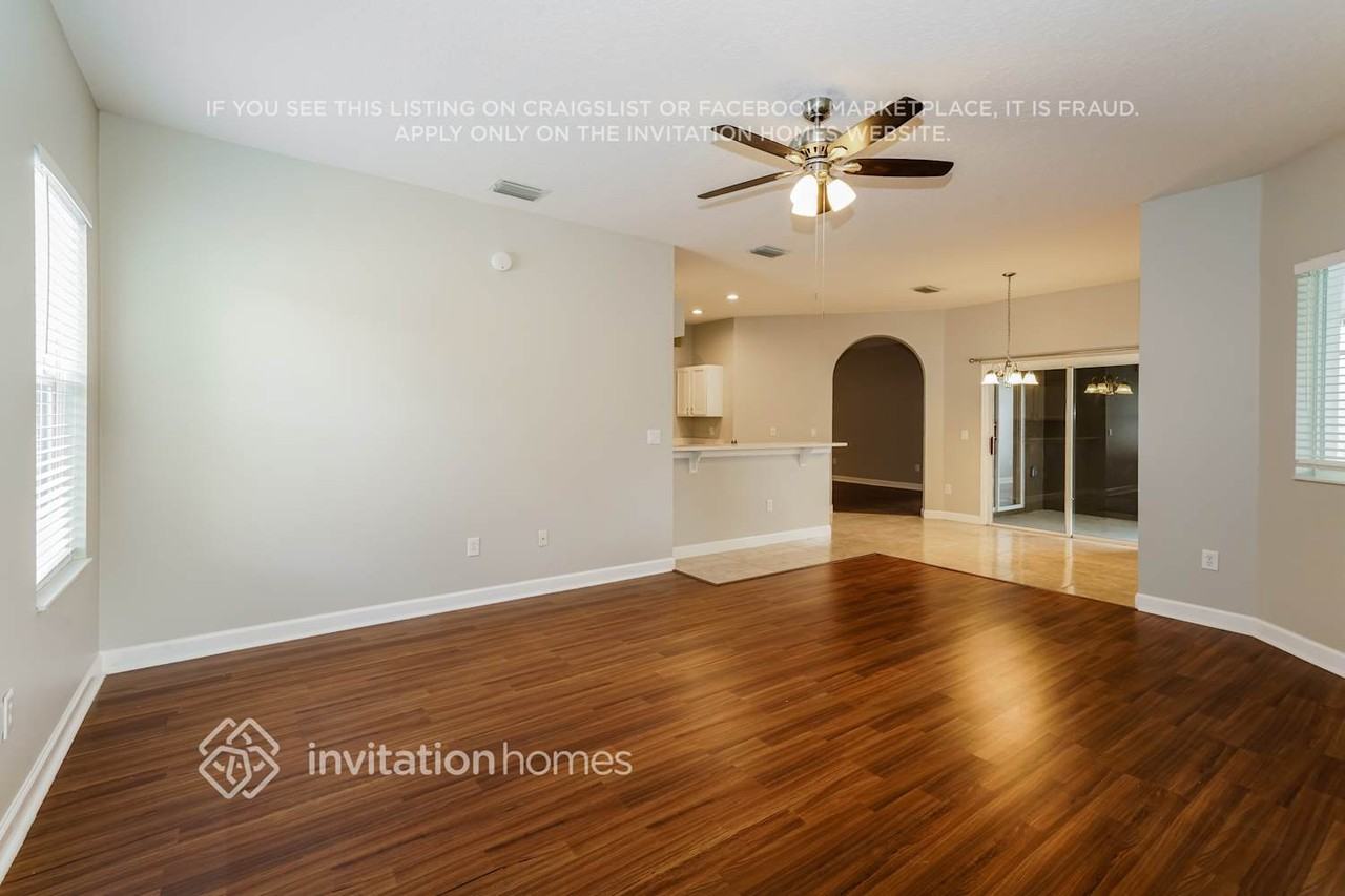 4226 Balington Dr - Photo 5 of 17