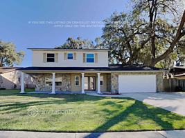 featured image of 705 Lobelia St
