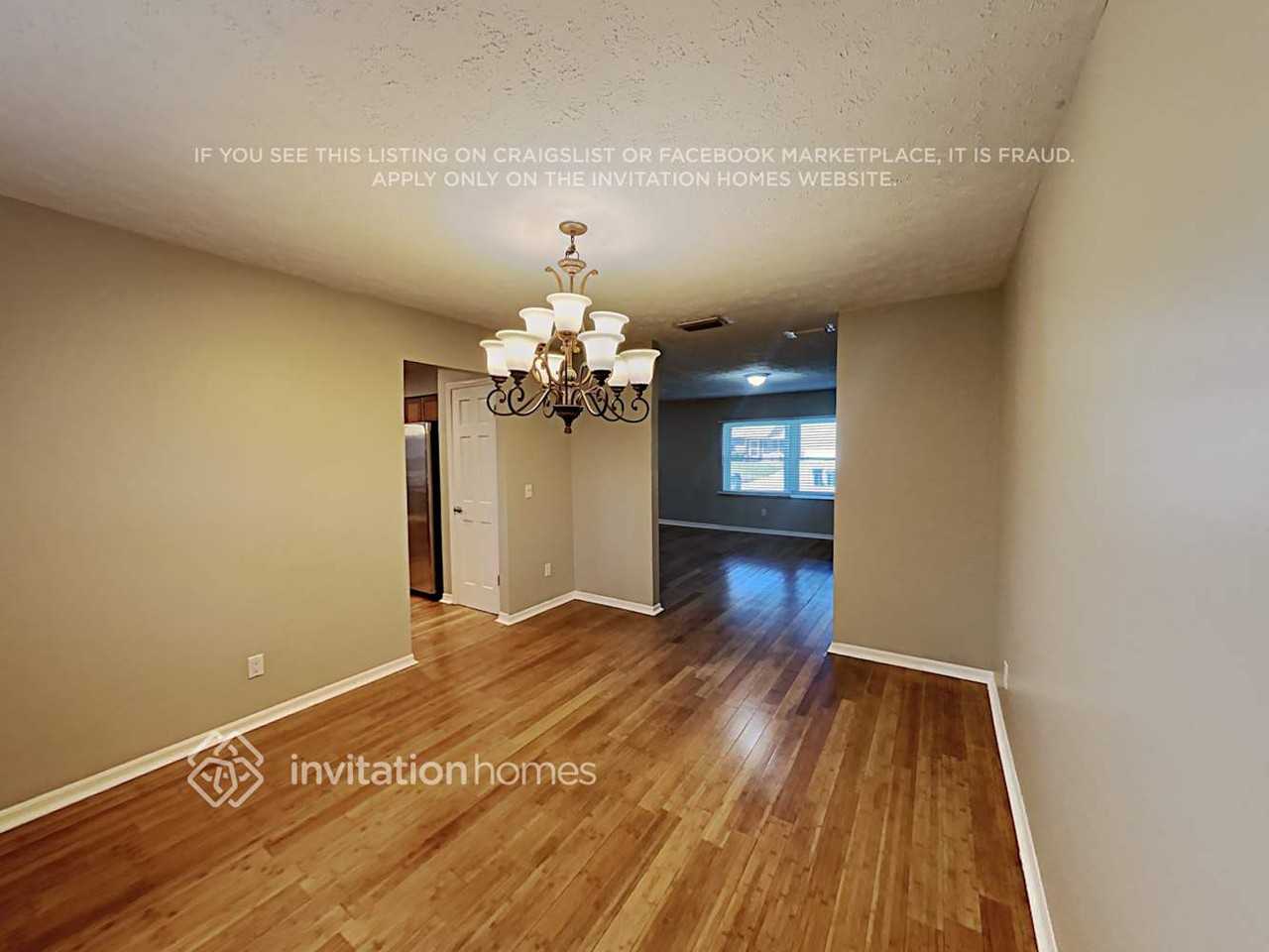 705 Lobelia St - Photo 5 of 20